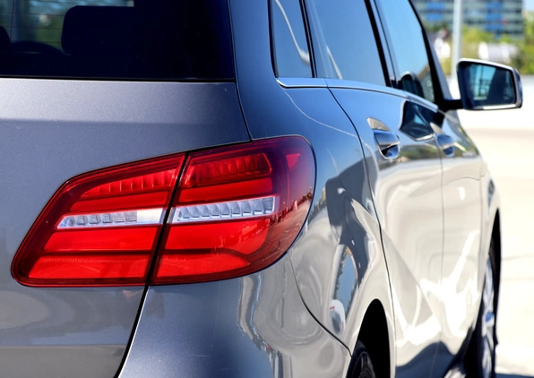 Mercedes-Benz Klasa B cena 58600 przebieg: 116276, rok produkcji 2015 z Różan małe 667